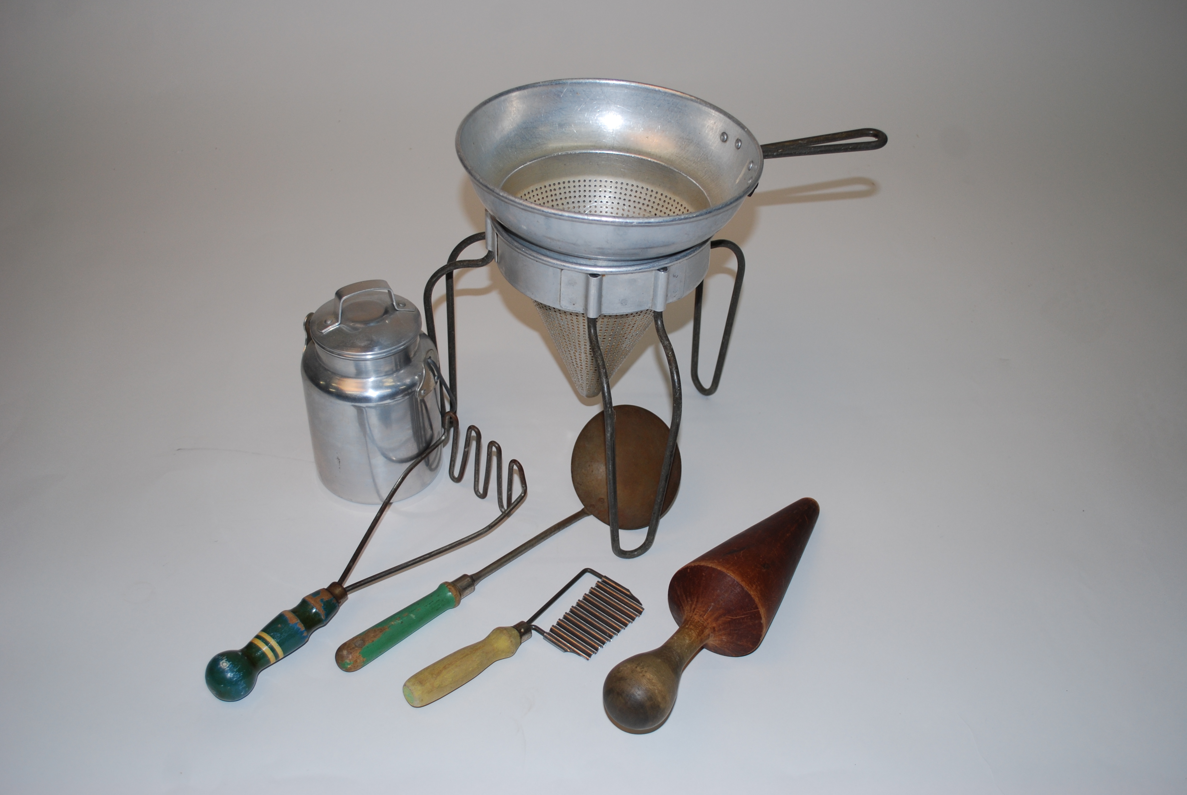 Collection of Kitchenware