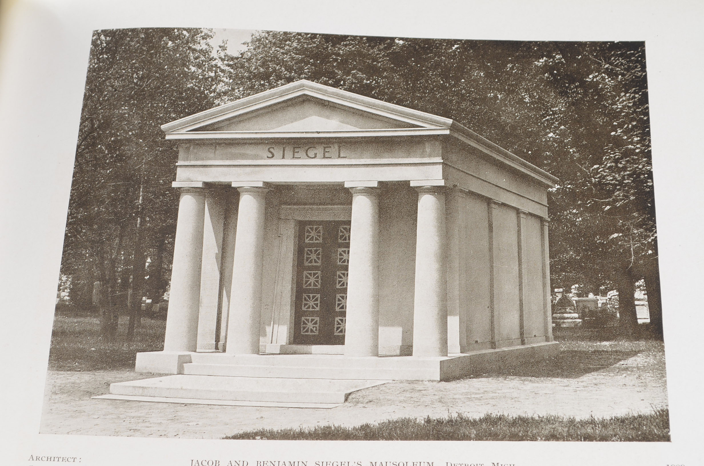 First Edition 1909 George D. Mason Architectural Photo Book 