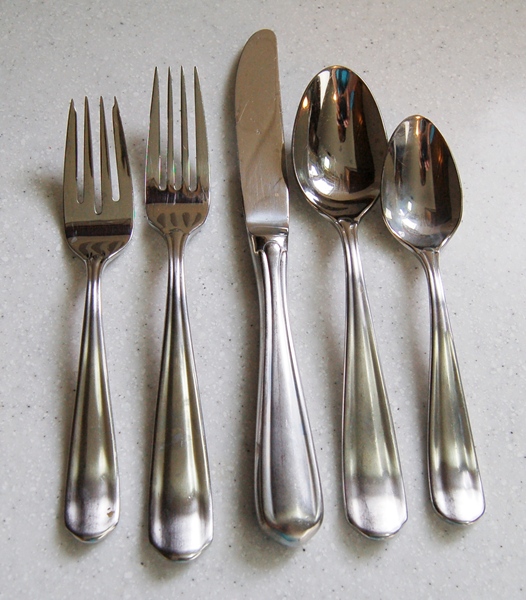 Yamazaki Stainless Flatware Set EBTH
