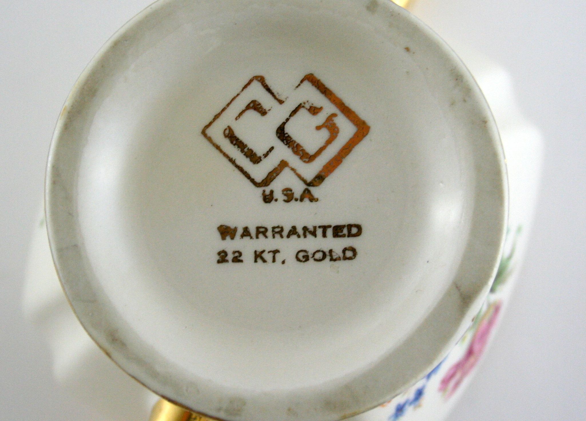 CG Vintage Sugar and Creamer Plus Shaker