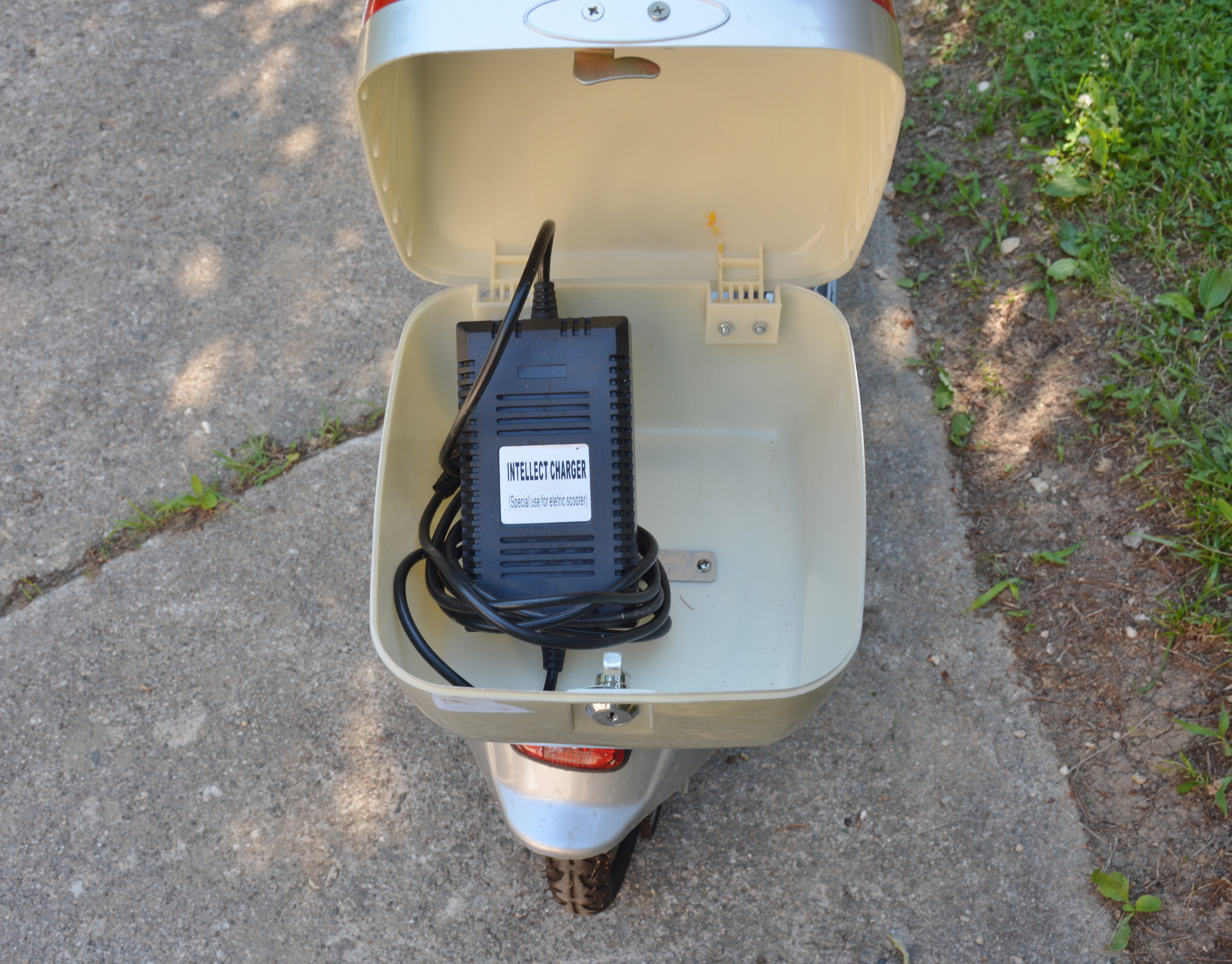 Sunl Electric Fun Scooter 