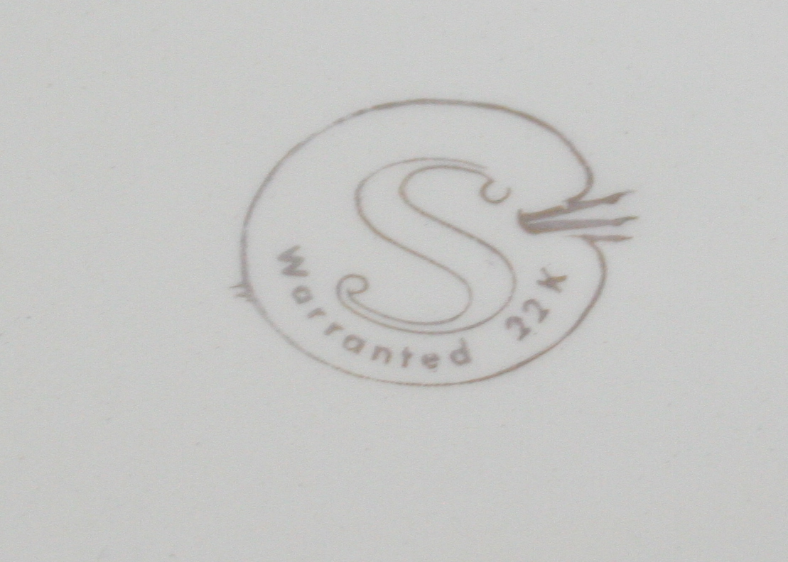 Six Collectible Vintage Plates