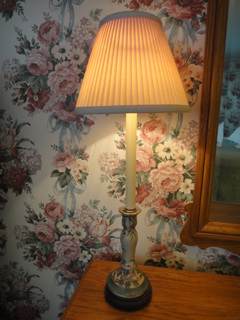 Vintage Candlestick Table Lamp