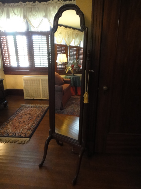 Ethan Allen Georgian Court Floor Mirror