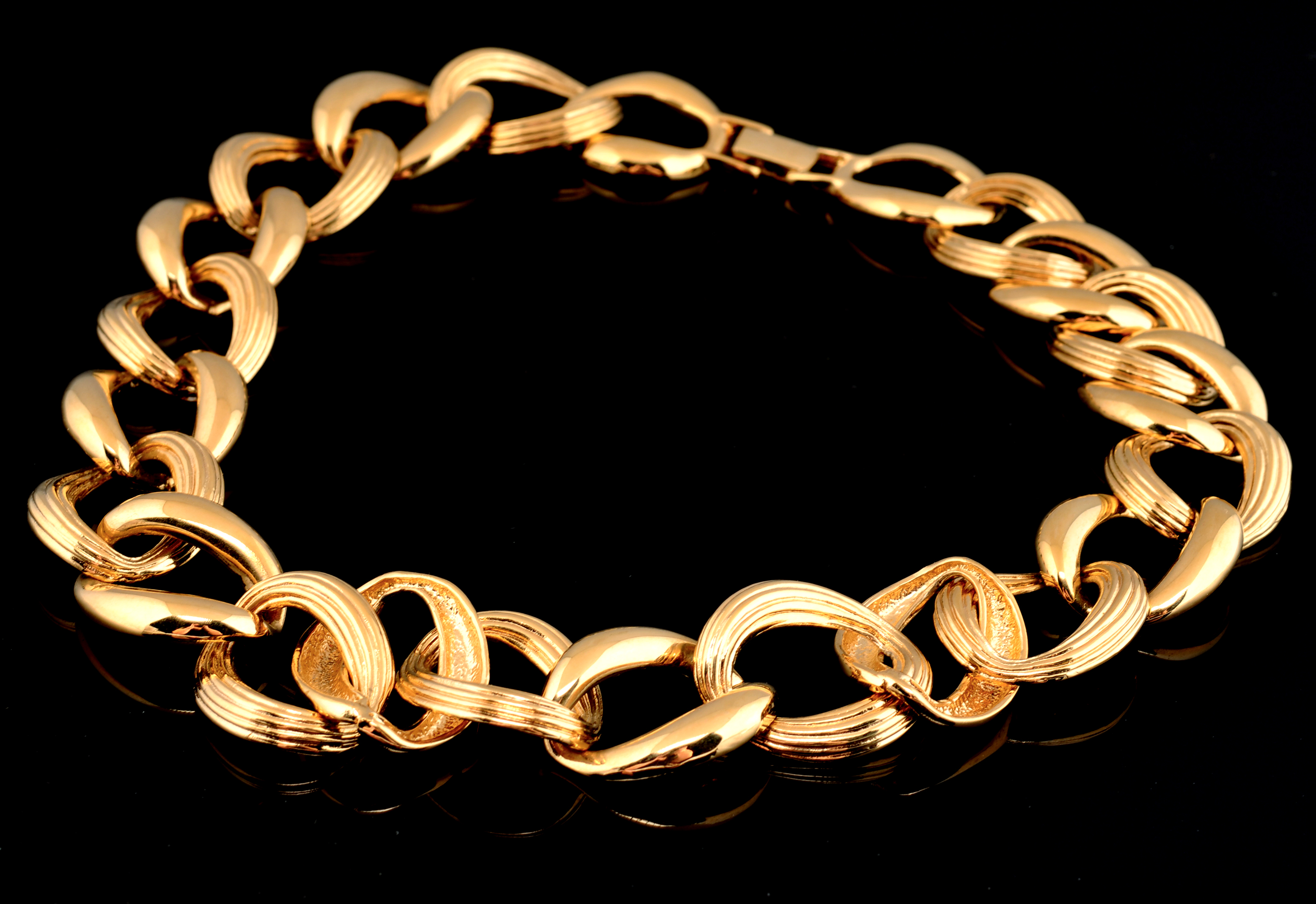 Collection of Seven Vintage Necklaces 