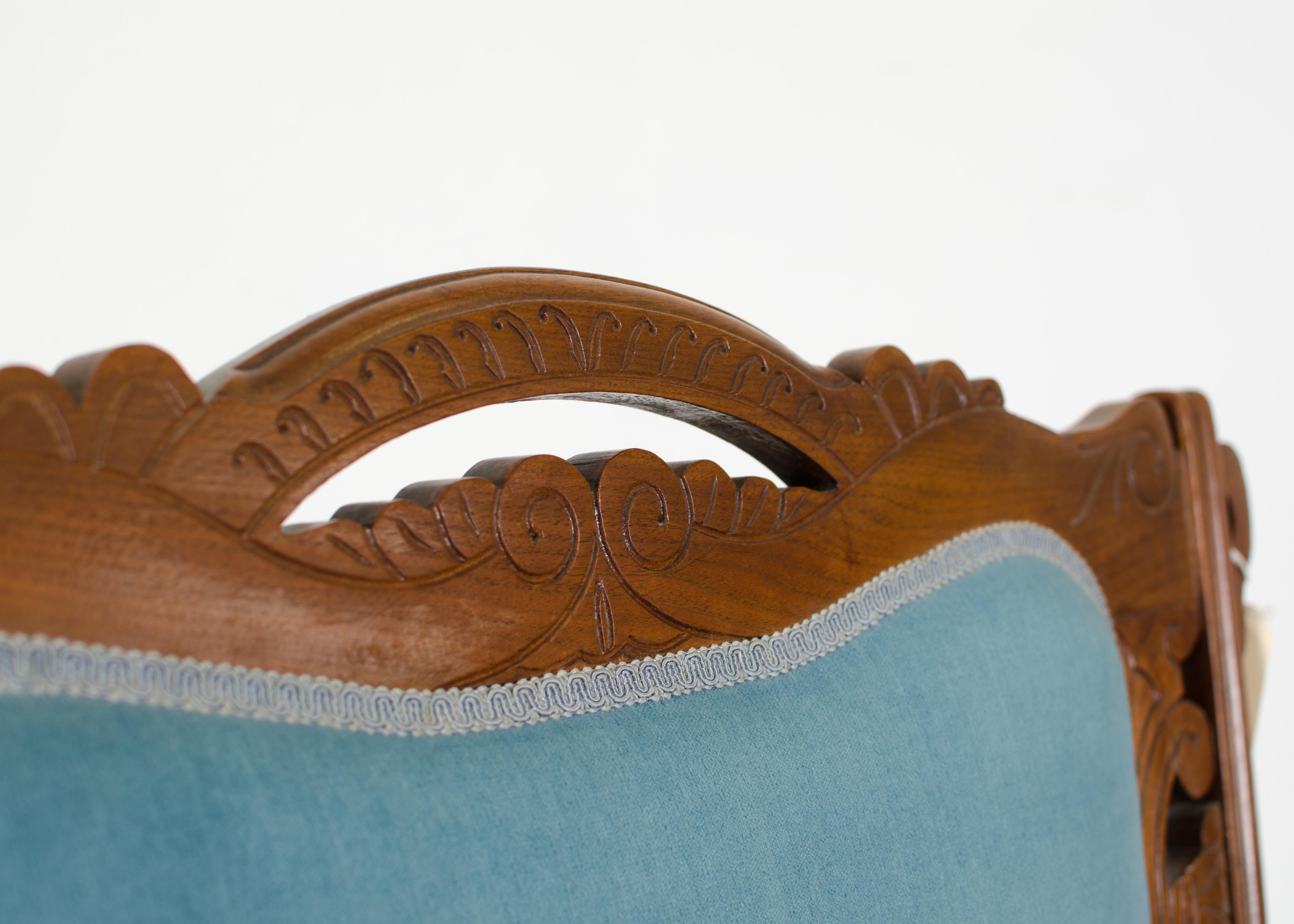 Small Eastlake Style Walnut Settee