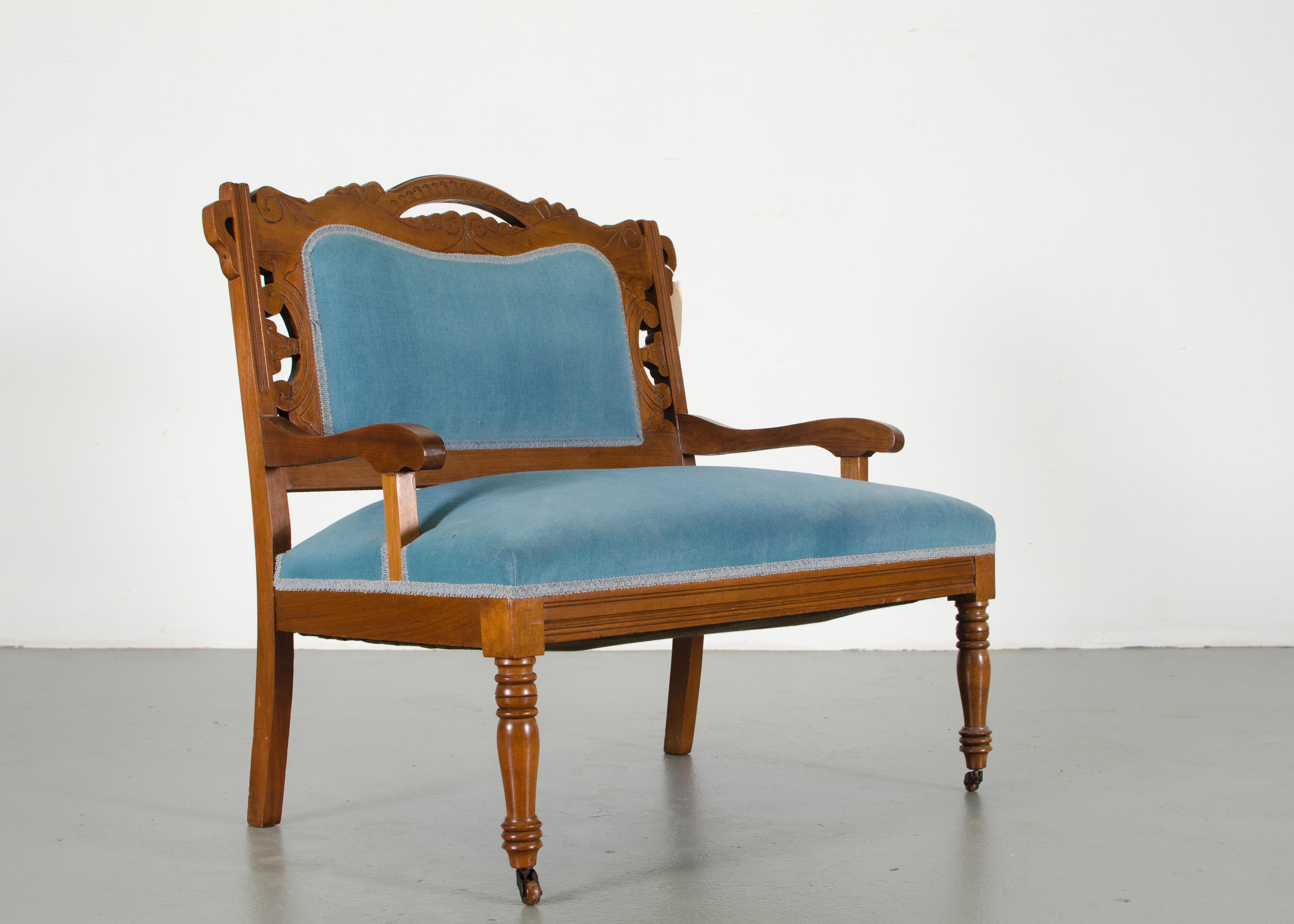 Small Eastlake Style Walnut Settee
