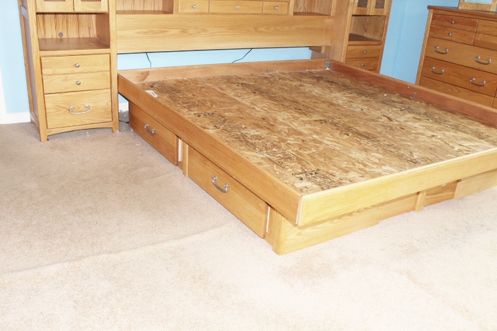 Blackhawk King California Oak Wall Bed with Lighted Nightstands