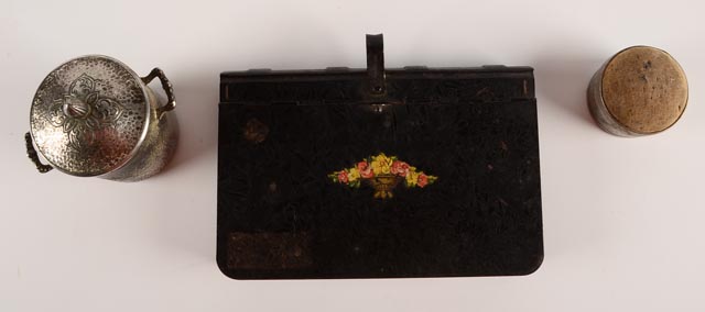 An Assortment of Vintage Decorative Items