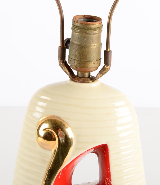 An Assortment of Vintage Decorative Items