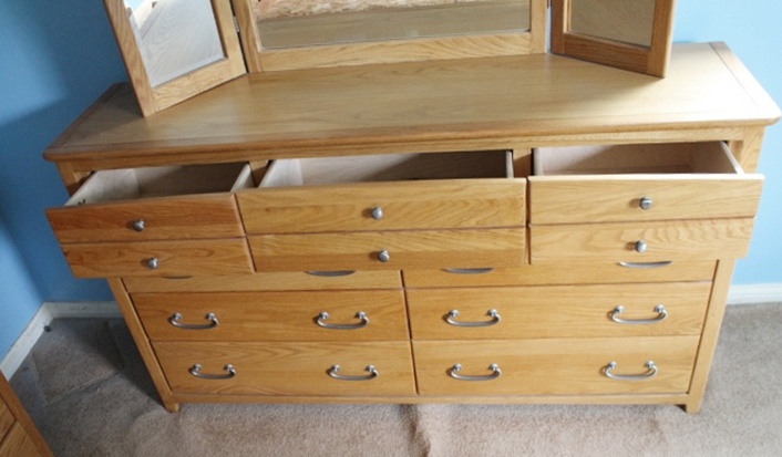 Blackhawk Solid California Oak Nine Drawer Dresser with Mirror