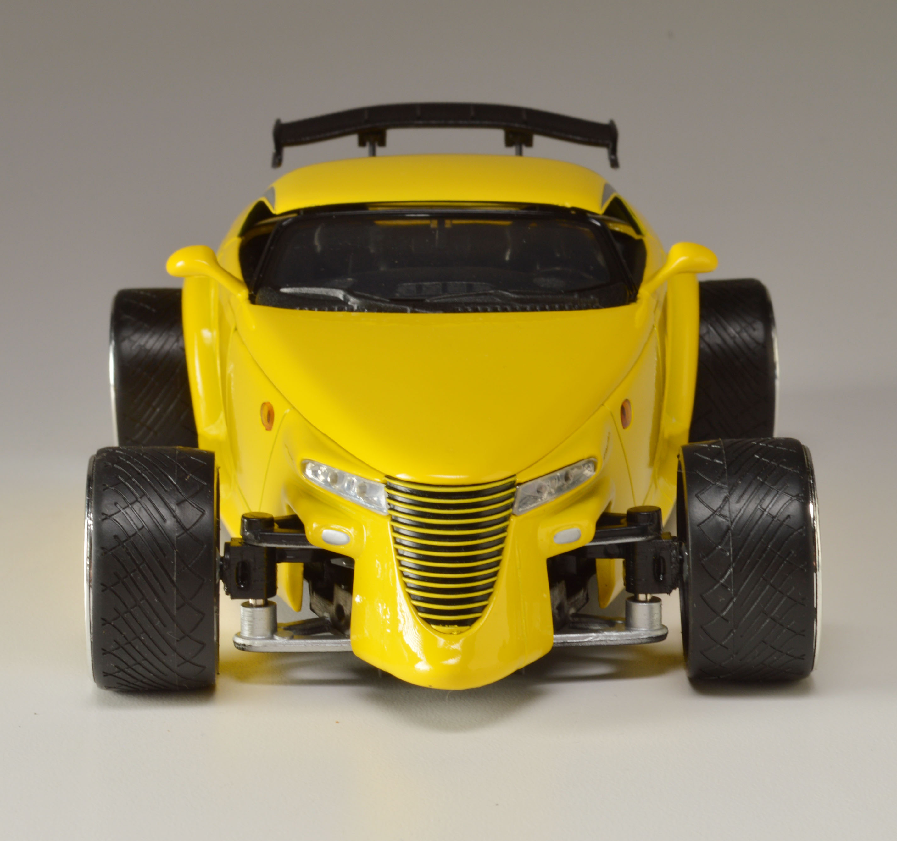 Motor Max Chrysler Howler Concept Die Cast Model Car