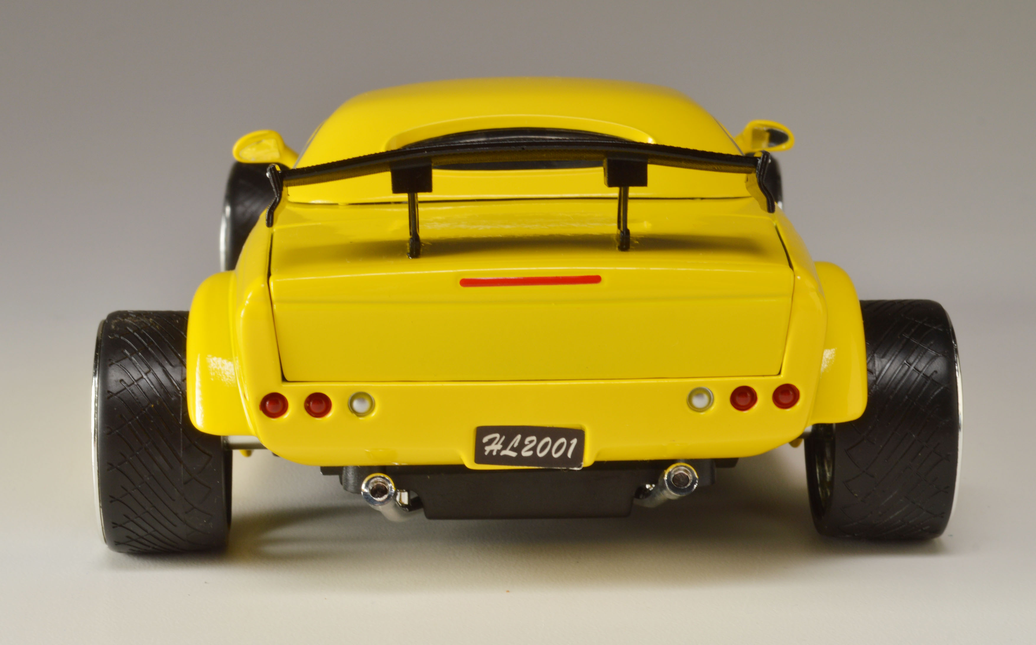 Motor Max Chrysler Howler Concept Die Cast Model Car