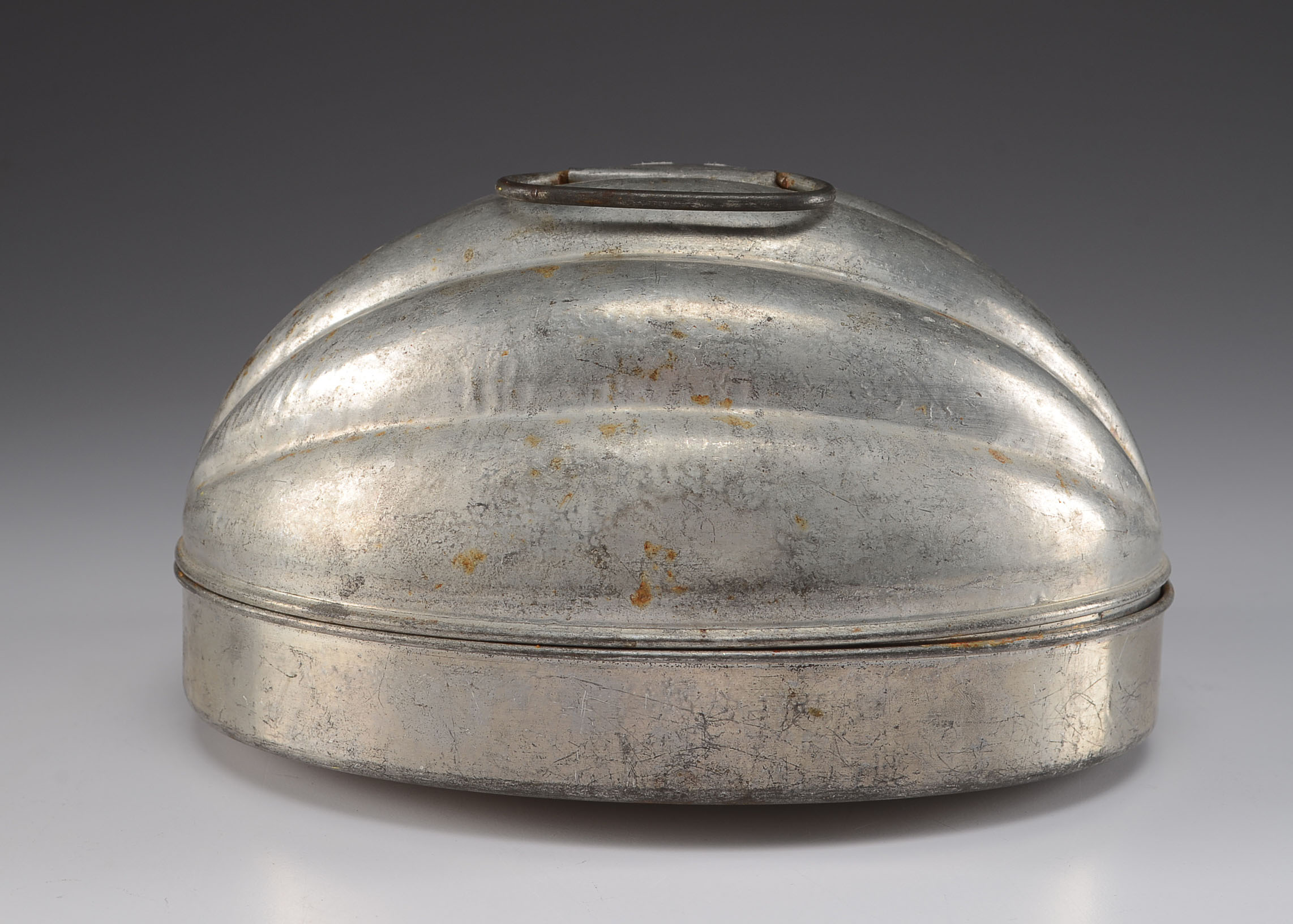 Vintage Tin Gelatin Molds