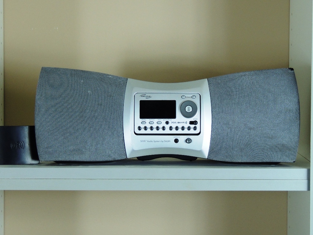 XM Skyfi Speaker, Bose Sounddock and Other Media Electronics