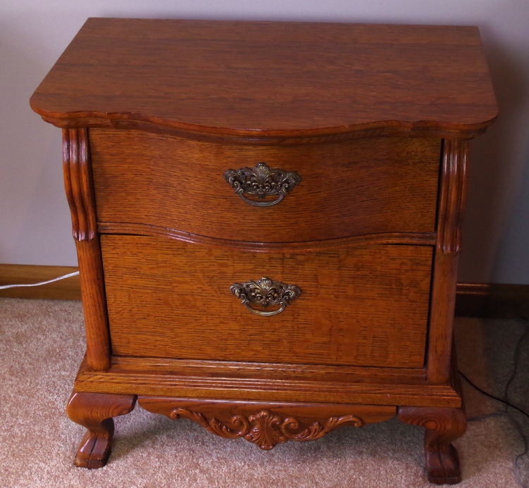 Lexington "Victorian Sampler" Red Oak Nightstand