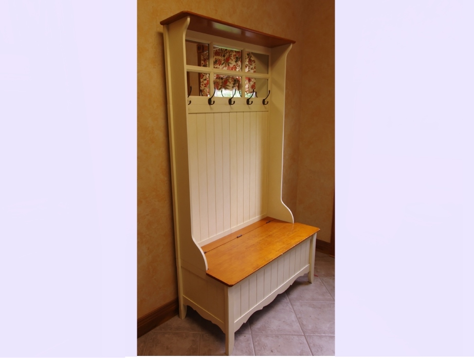 French Country Style Hall Organizer with Storage Bench
