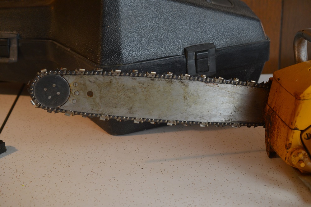 Craftsman Gas Powered Chainsaw And Leaf Blower