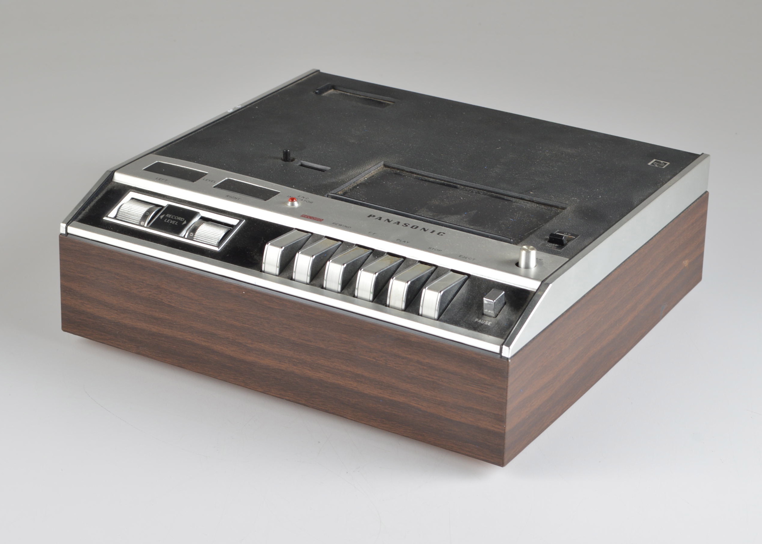 1971 Panasonic RS-256US Stereo Cassette Deck Tape Player