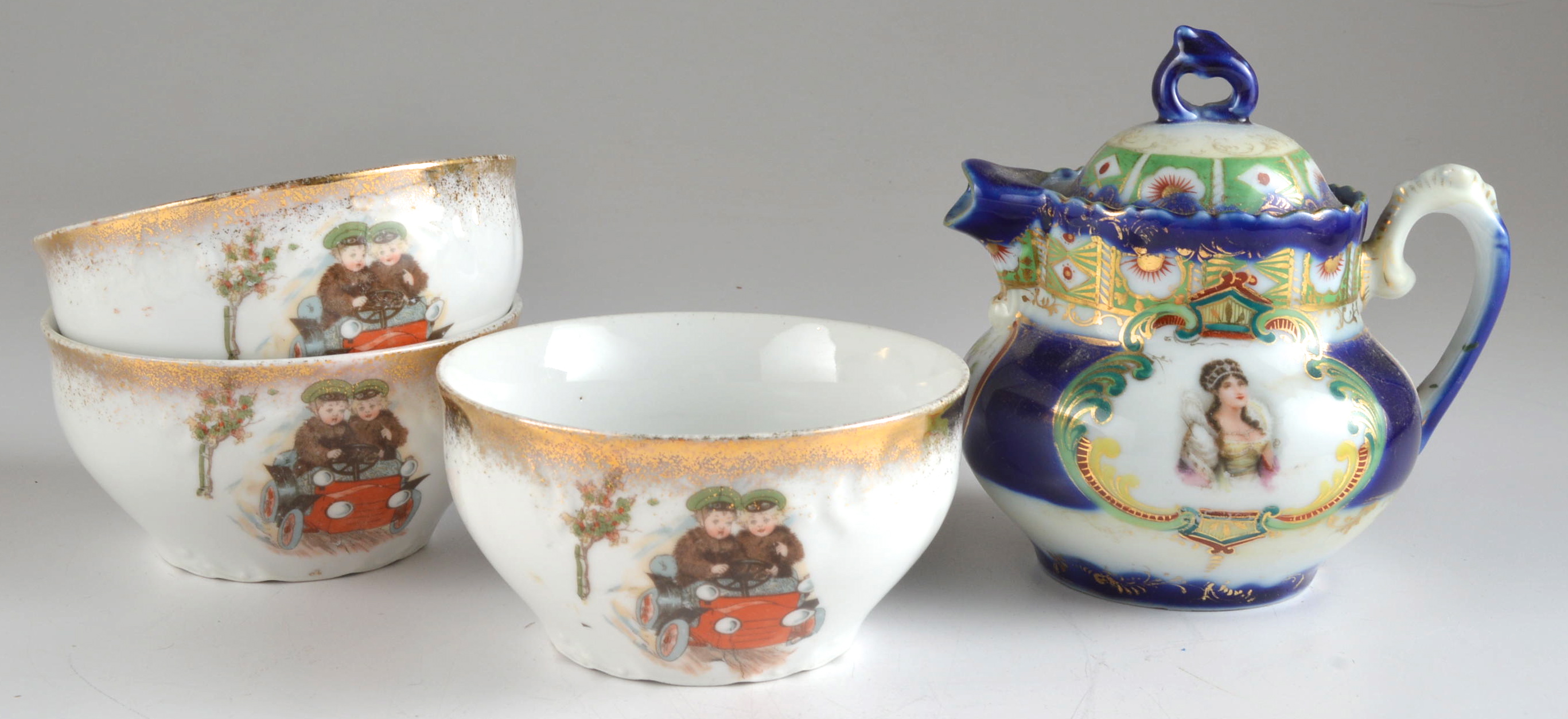 Assorted China Pieces