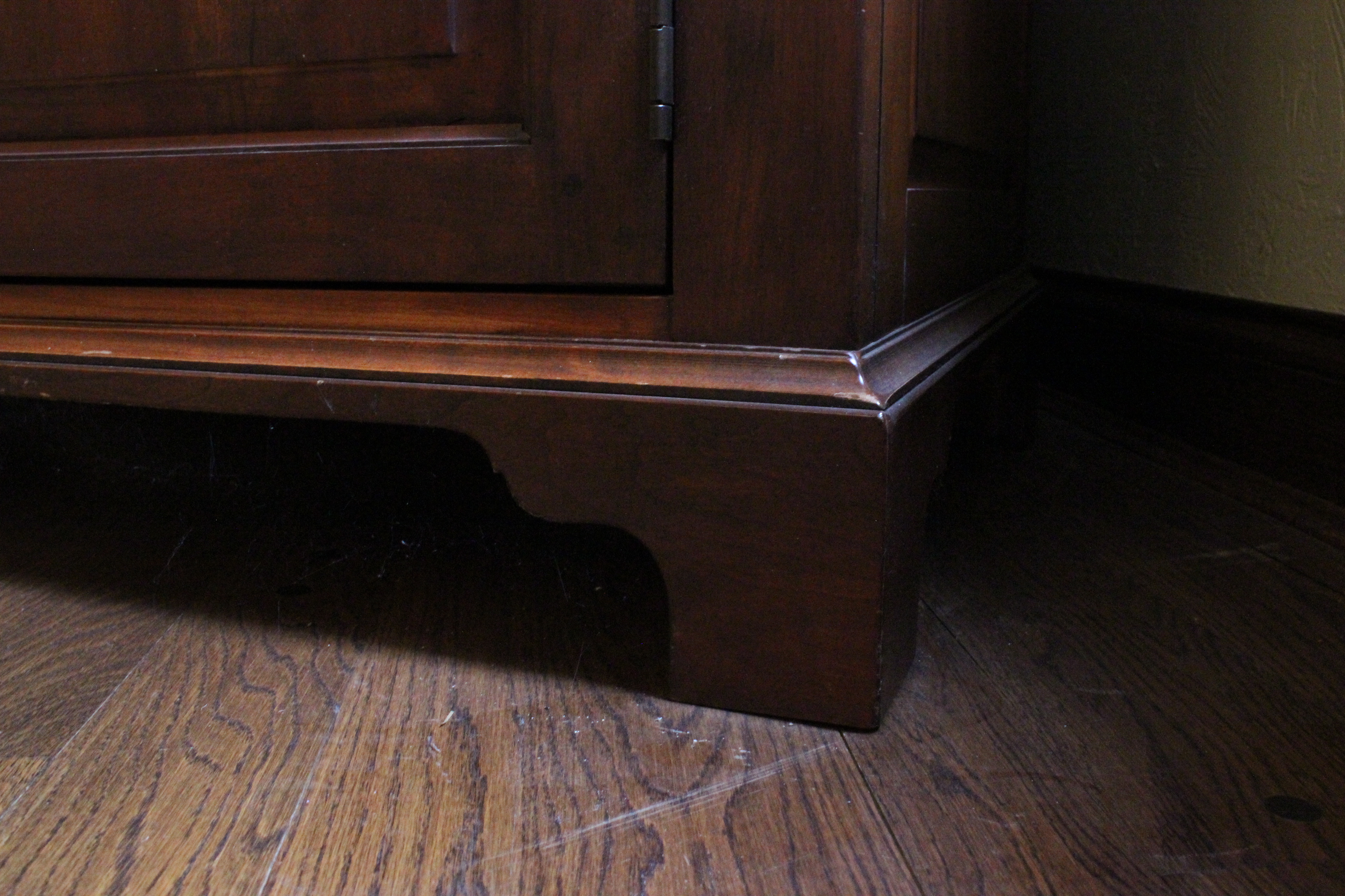 Lexington Furniture Cherry Entertainment Armoire 