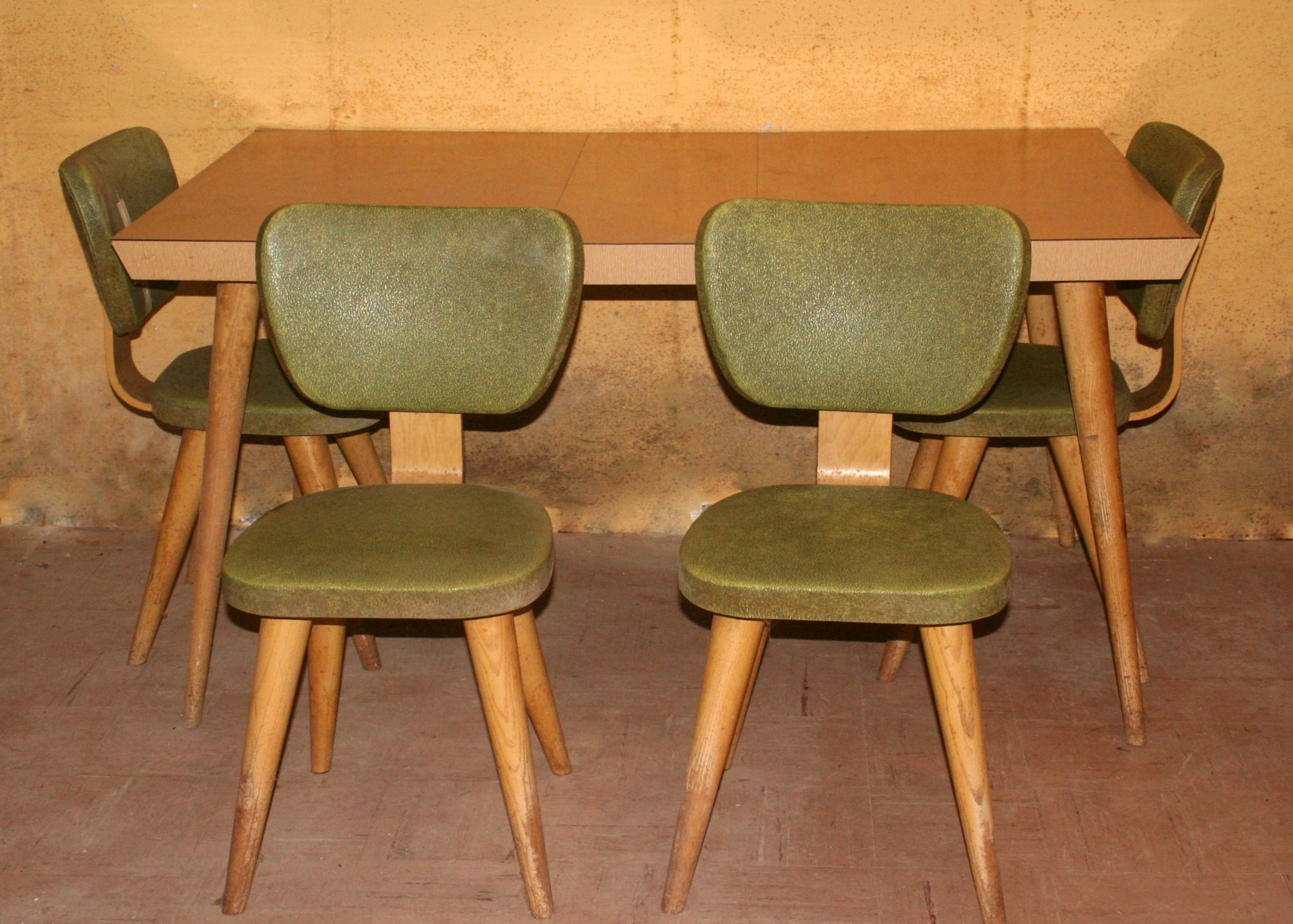 Mid Century Modern Dinette Set