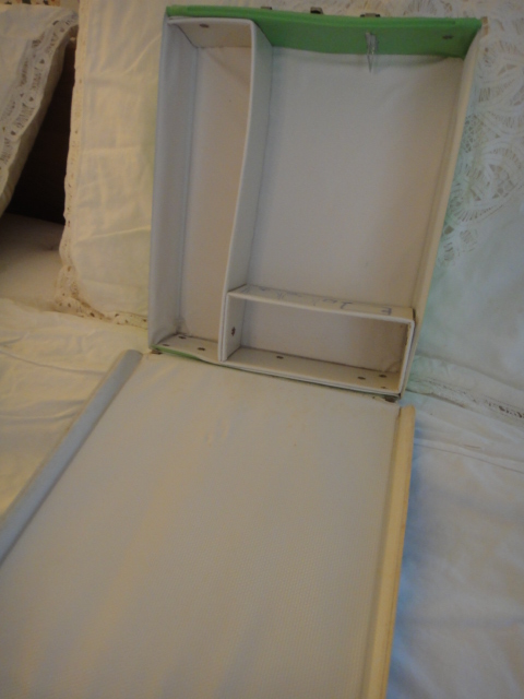 The World of Barbie Case, Doll and Clothes