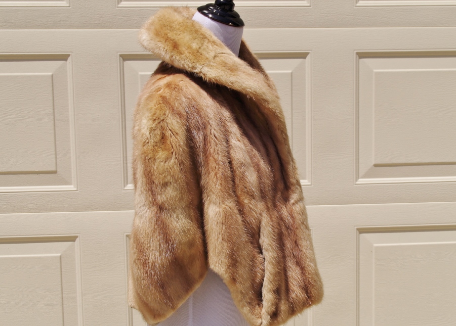 Vintage Late 1950s Tan Mink Stole