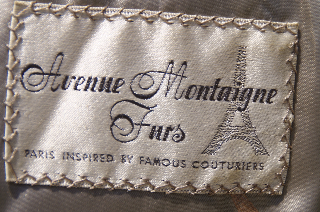 Vintage Late 1950s Tan Mink Stole