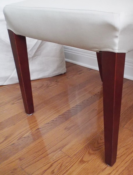 Set of Four Pottery Barn Linen Slipcover Megan Side Chairs 