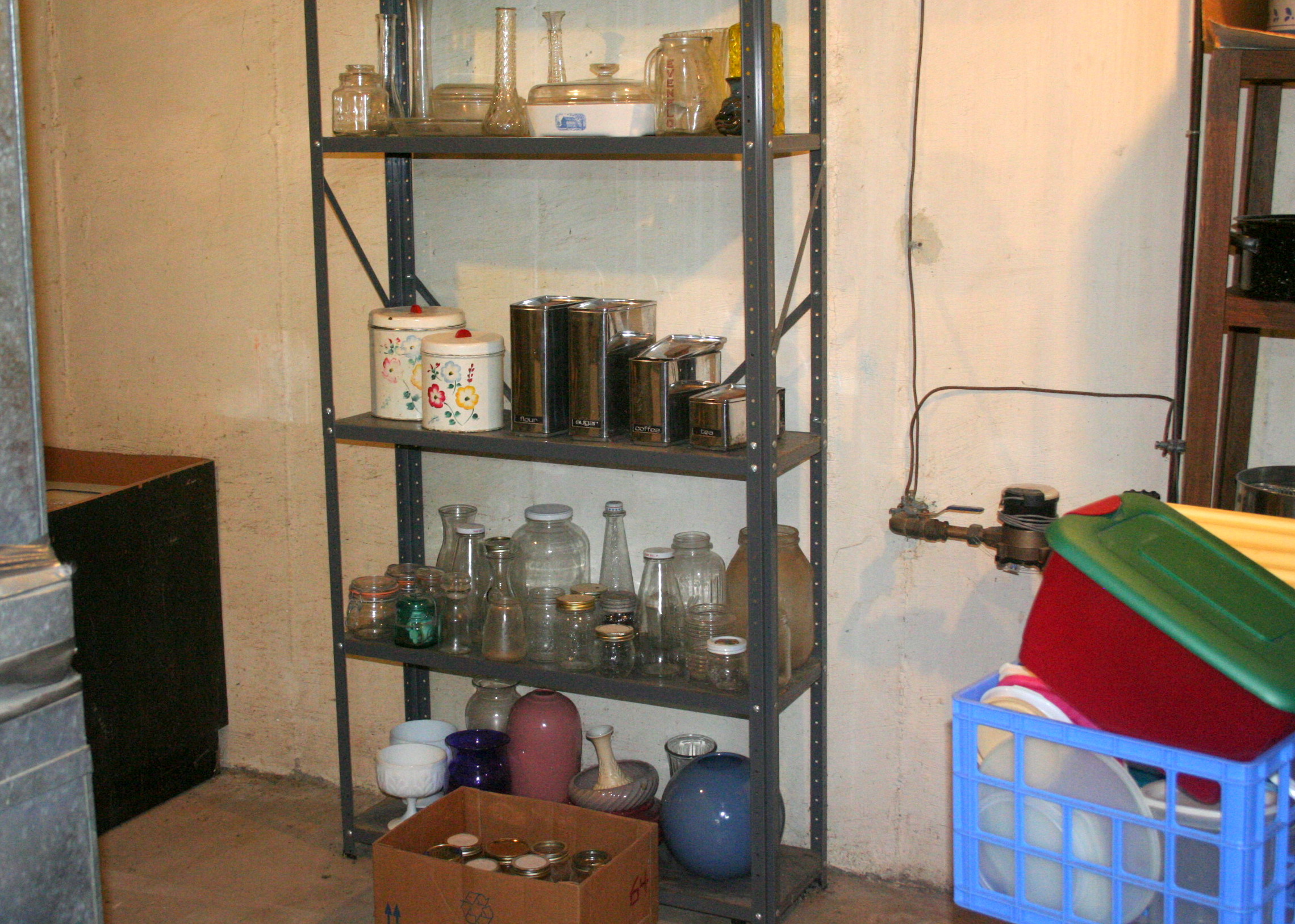 Shelf Lot of Vintage Glassware, Cannisters