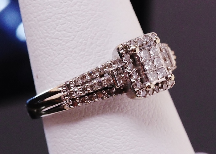 Diamond and White Gold Ring