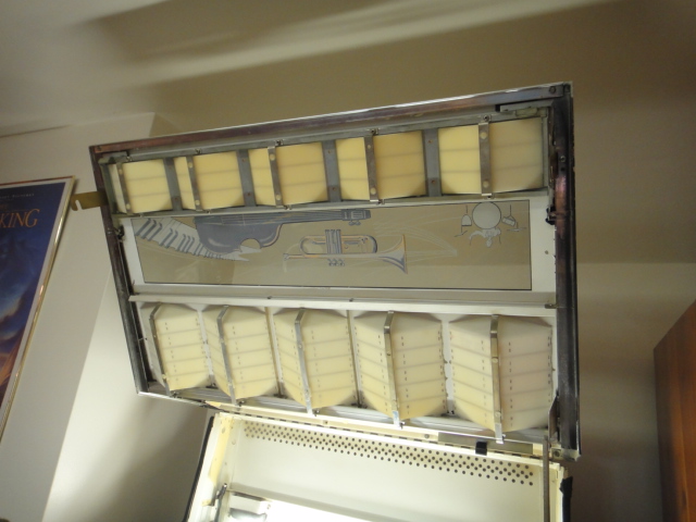 1961 Seeburg Jukebox and 45s