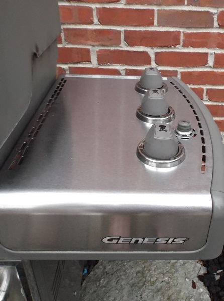 Weber S-320 Stainless Steel Genesis Gas Grill