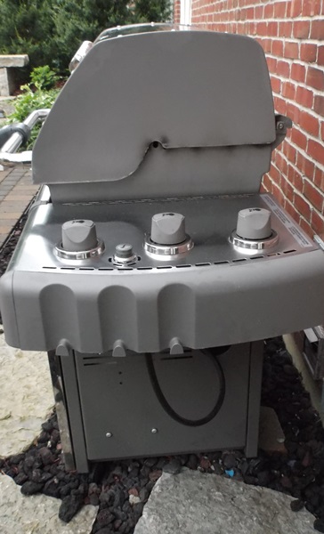 Weber S-320 Stainless Steel Genesis Gas Grill