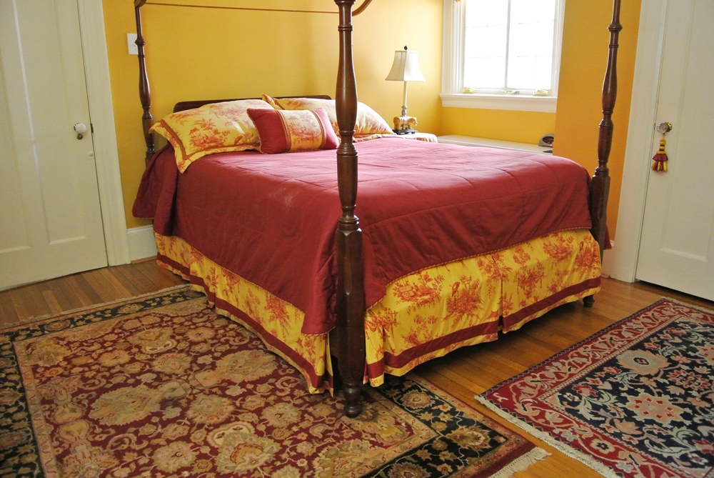 Stickley Solid Cherry Queen Size Canopy Bed with Bedding