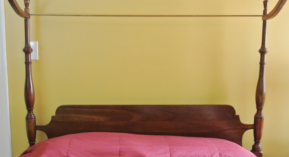 Stickley Solid Cherry Queen Size Canopy Bed with Bedding