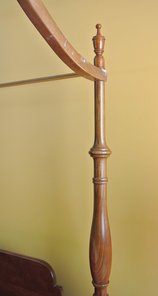 Stickley Solid Cherry Queen Size Canopy Bed with Bedding