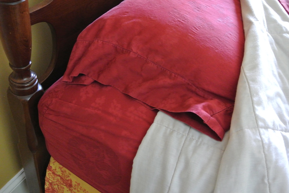 Stickley Solid Cherry Queen Size Canopy Bed with Bedding