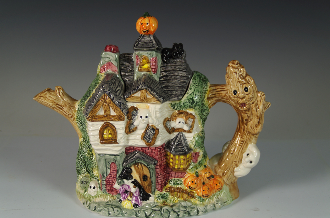 Fitz and Floyd 1993 Haunted House Pitcher