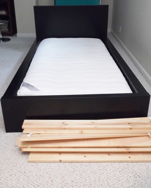 Ikea Sultan Twin Platform Bed and Mattress