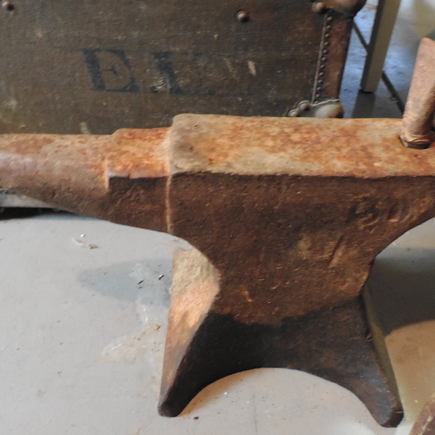 Antique Cast Iron Anvil