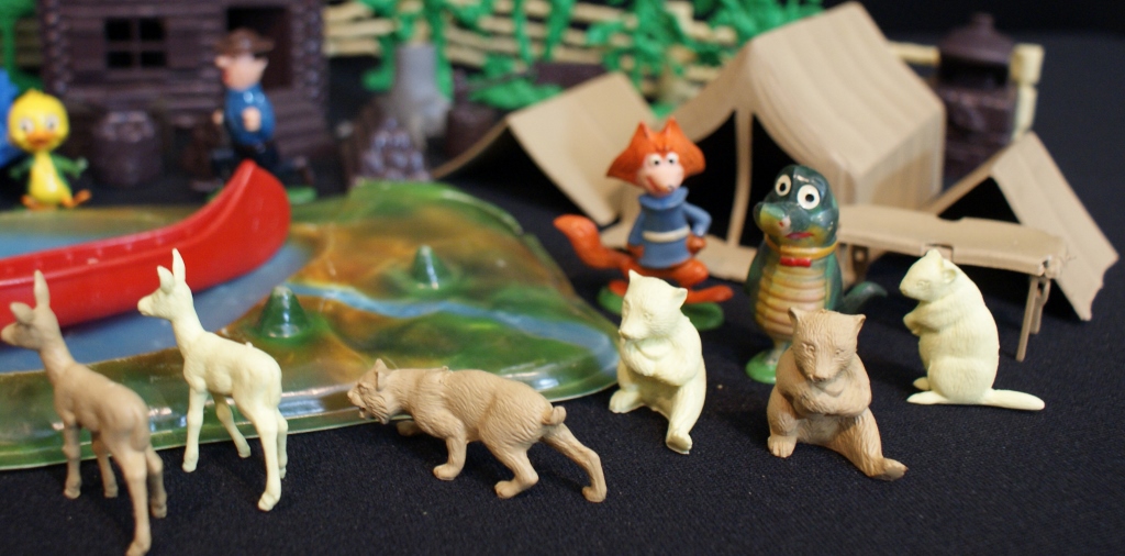 Vintage Marx 1960s Yogi Bear Jellystone Park Playset