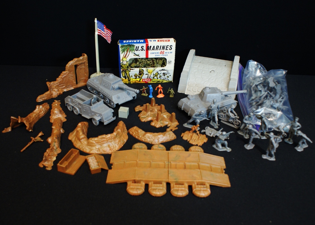 Vintage 1960s Era Marx Army Toys Lot