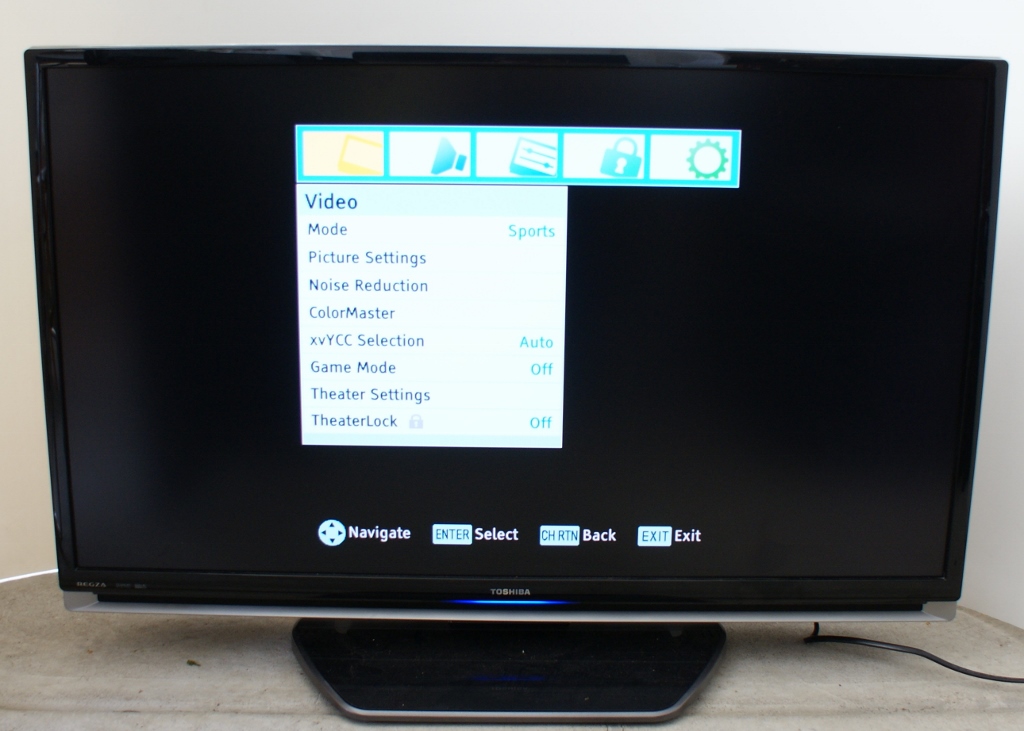 Toshiba Regza 40" Flat Screen LCD HGTV