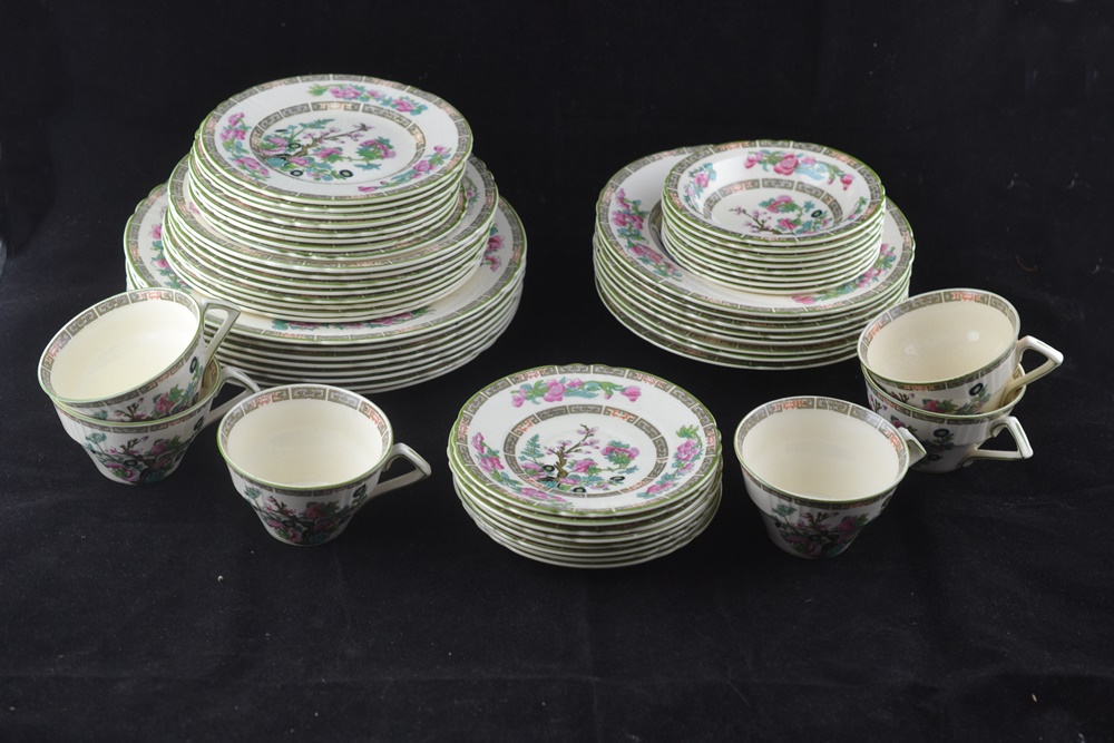 Myott China "Indian Tree-Green" Service for Eight