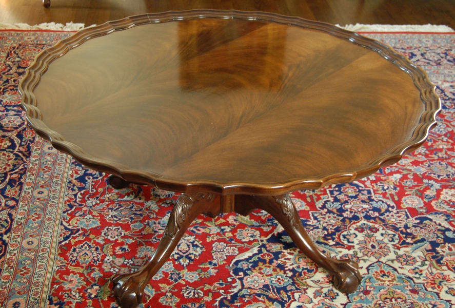 Henredon Pie Crust Coffee Table