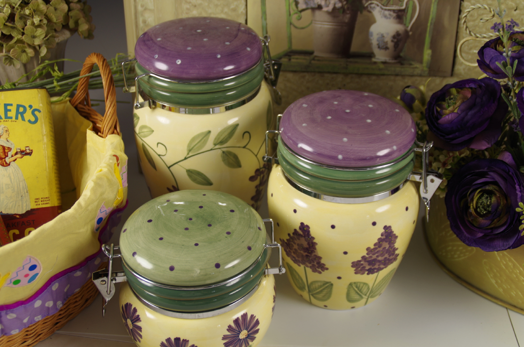 Shabby Chic Kitchen Decor in Purple, Golden Yellow and Cream
