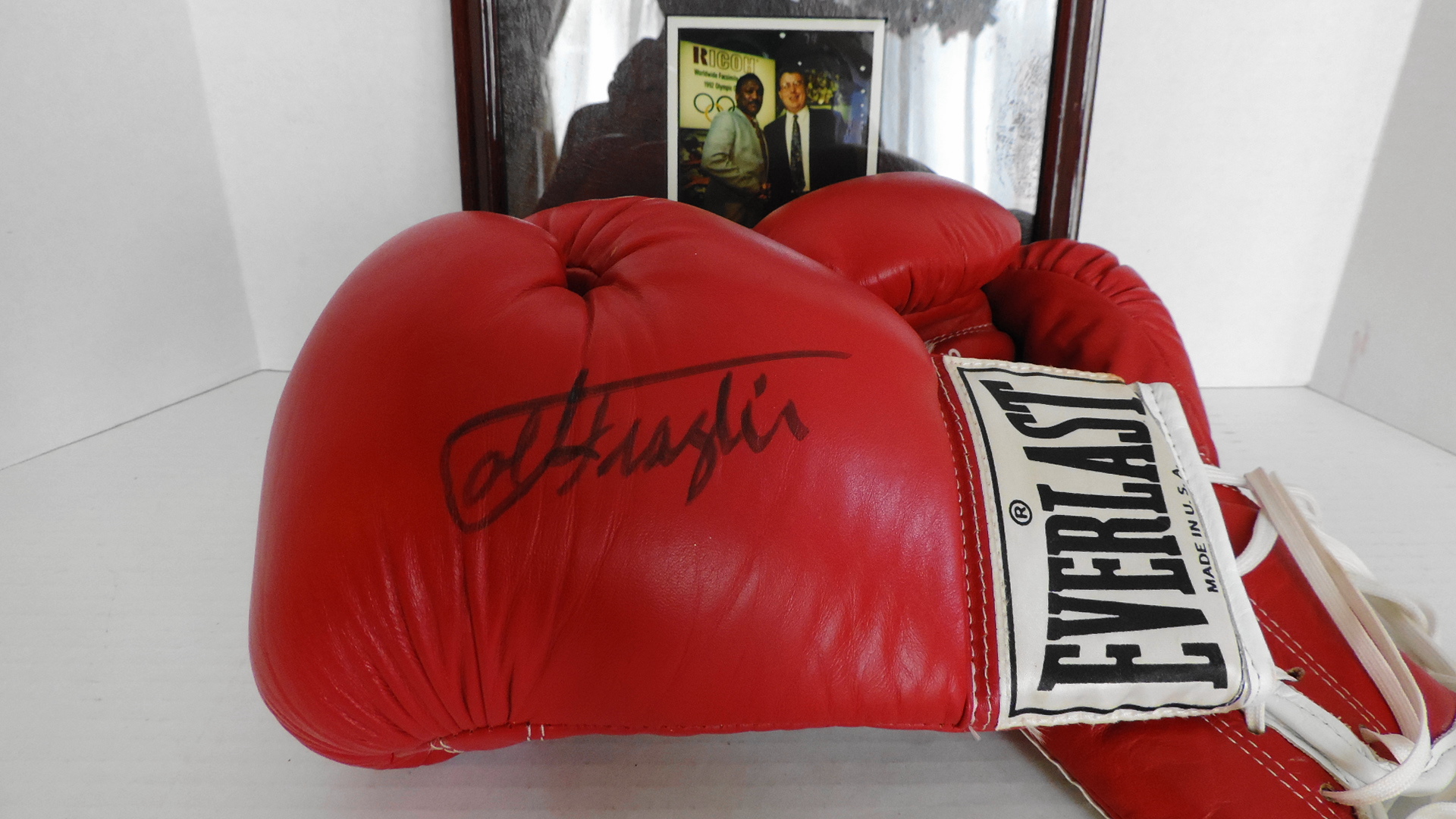 Joe Frazier Signed Boxing Gloves and Photo