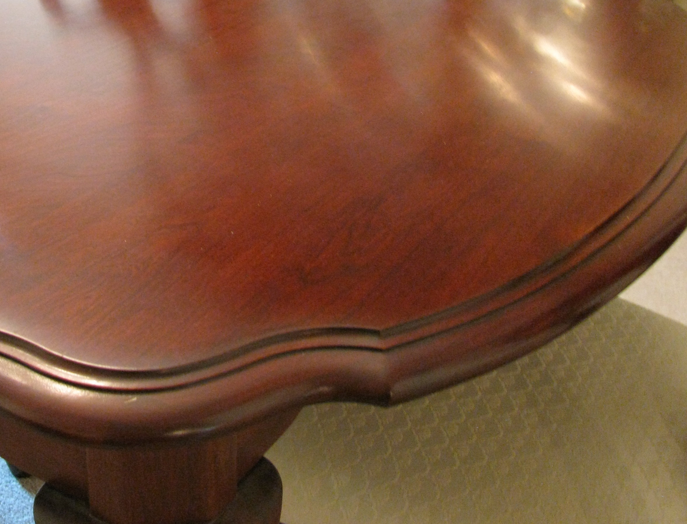 Pennsylvania House Cherry Queen Anne Dining Room Table and Chairs